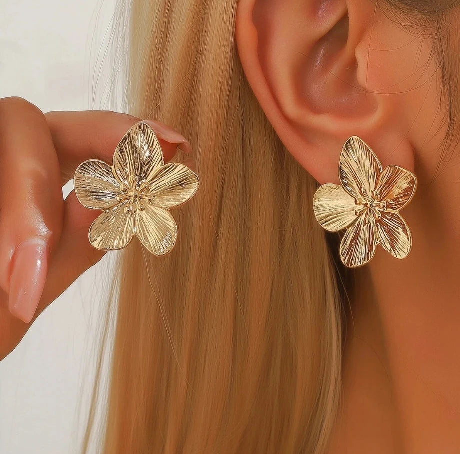 Vintage Flower Earrings for Women