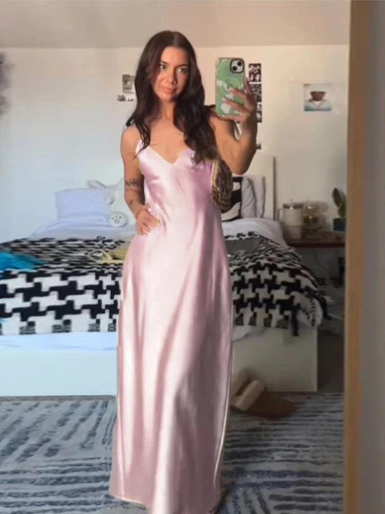 Women’s Elegant V-Neck Backless Dress